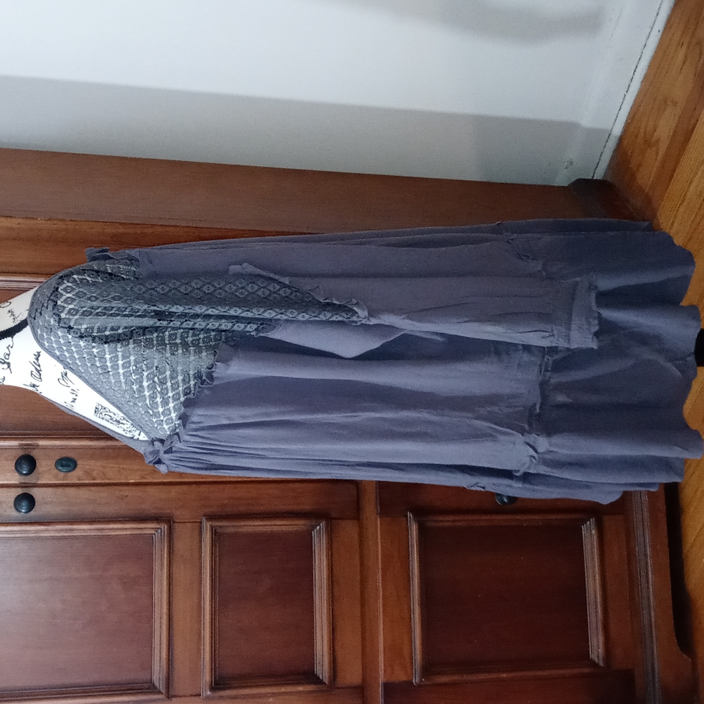 Dress - Picture 7 of 8